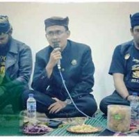 Nabil (kiri), Raden Hamijaya (tengah), Nana Mulyana (kanan).